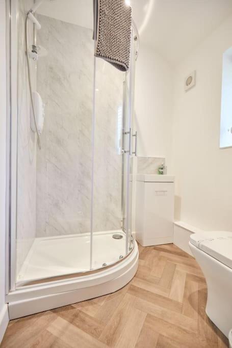 Newly Fully Renovated Large 6 Bed Opposite Park Villa Norwich Exterior photo